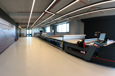 Serkon DC90 Cutter Automat Denim — Mașină de Tăiat CNC pentru Materiale Groase [4]