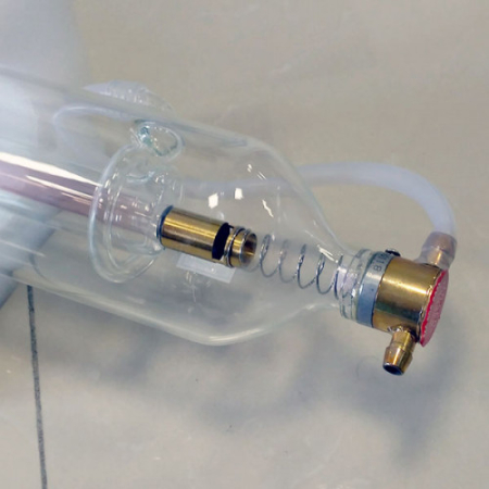 Tub laser CO₂,  150–165W, EFR F8