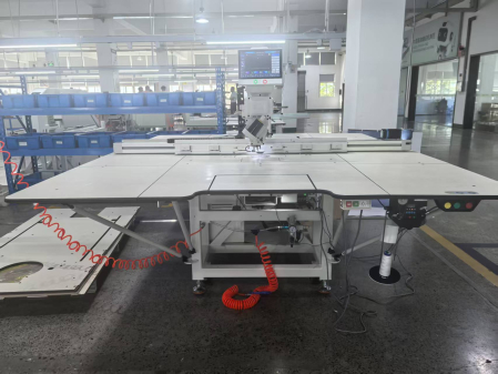 zoje-zj-m7-gs900-masina-cusut-dupa-contur-cap-rotativ-360-new-panel-2026-fata [6]