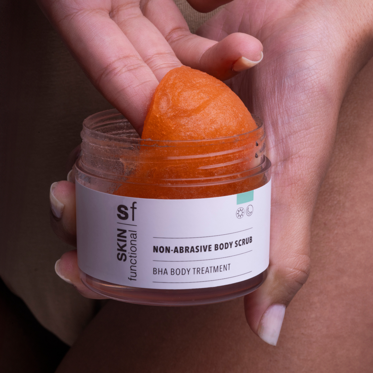 Scrub non-abraziv cu 2% Acid Salicilic (100 ml) [3]