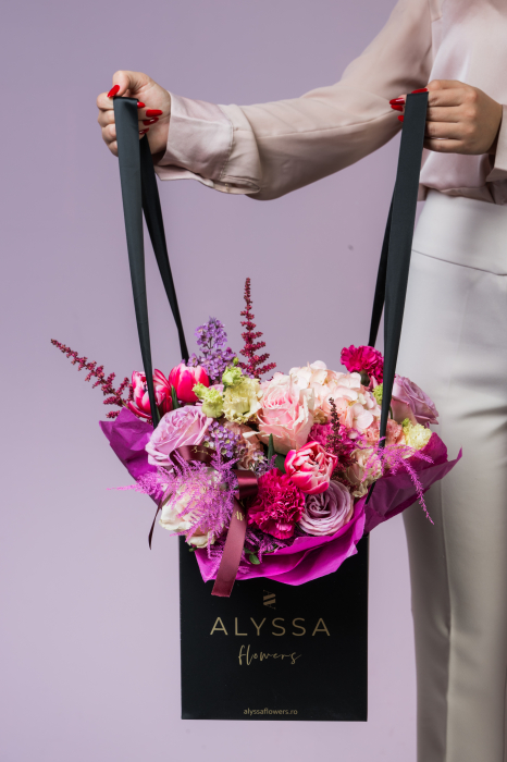 Buchet Mix de Flori "Vibrant Bloom" [2]