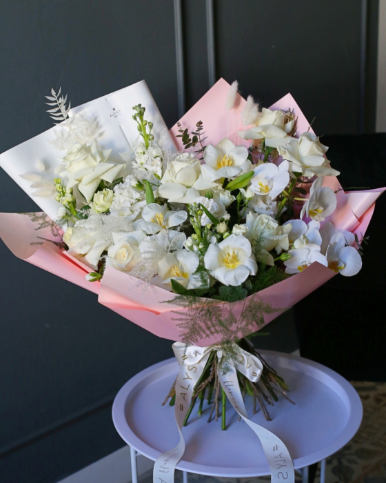 Buchet Mix de Flori "All White" [2]