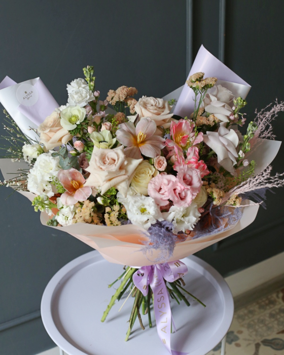 Buchet Mix de Flori "Serenity" [3]