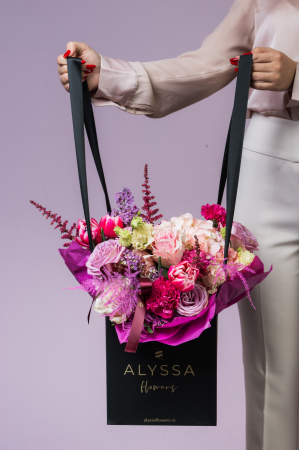 Buchet Mix de Flori "Vibrant Bloom" [1]