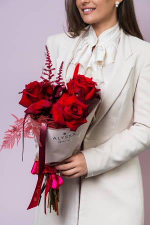 Buchete - Buchet Mix de Flori "Eternal Love"