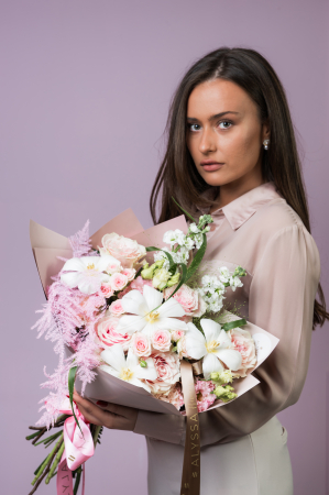 Buchete Mix Flori - Buchet Mix cu Trandafiri "Suave"