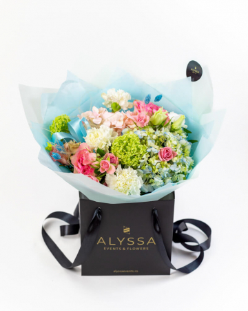 Buchete in cutie de transport - Buchet Mix de Flori "Ice cream"