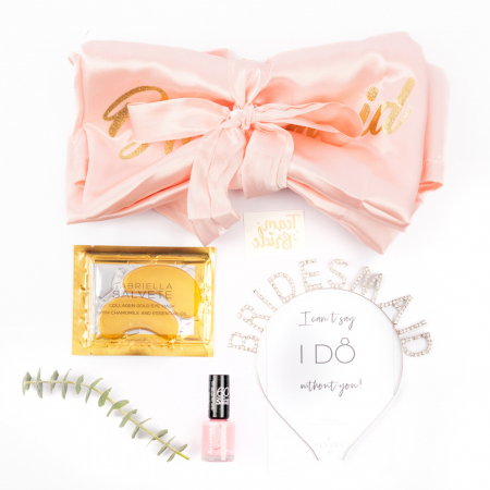 Cutie Cadou - Domnisoara de Onoare [1]