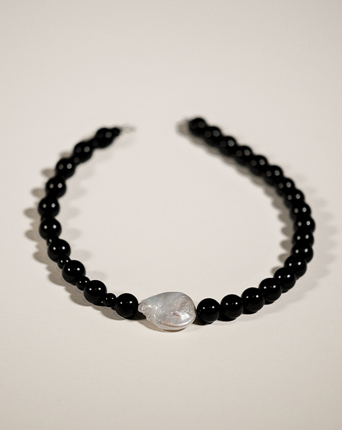 Colier Interlude [2]