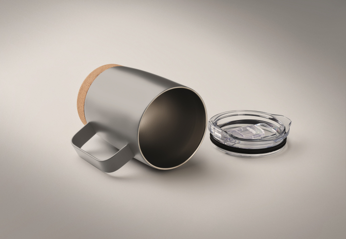 Cană din oțel inoxidabil cu perete dublu, cu bază din plută și capac glisant cu orificiu pentru băut [2]