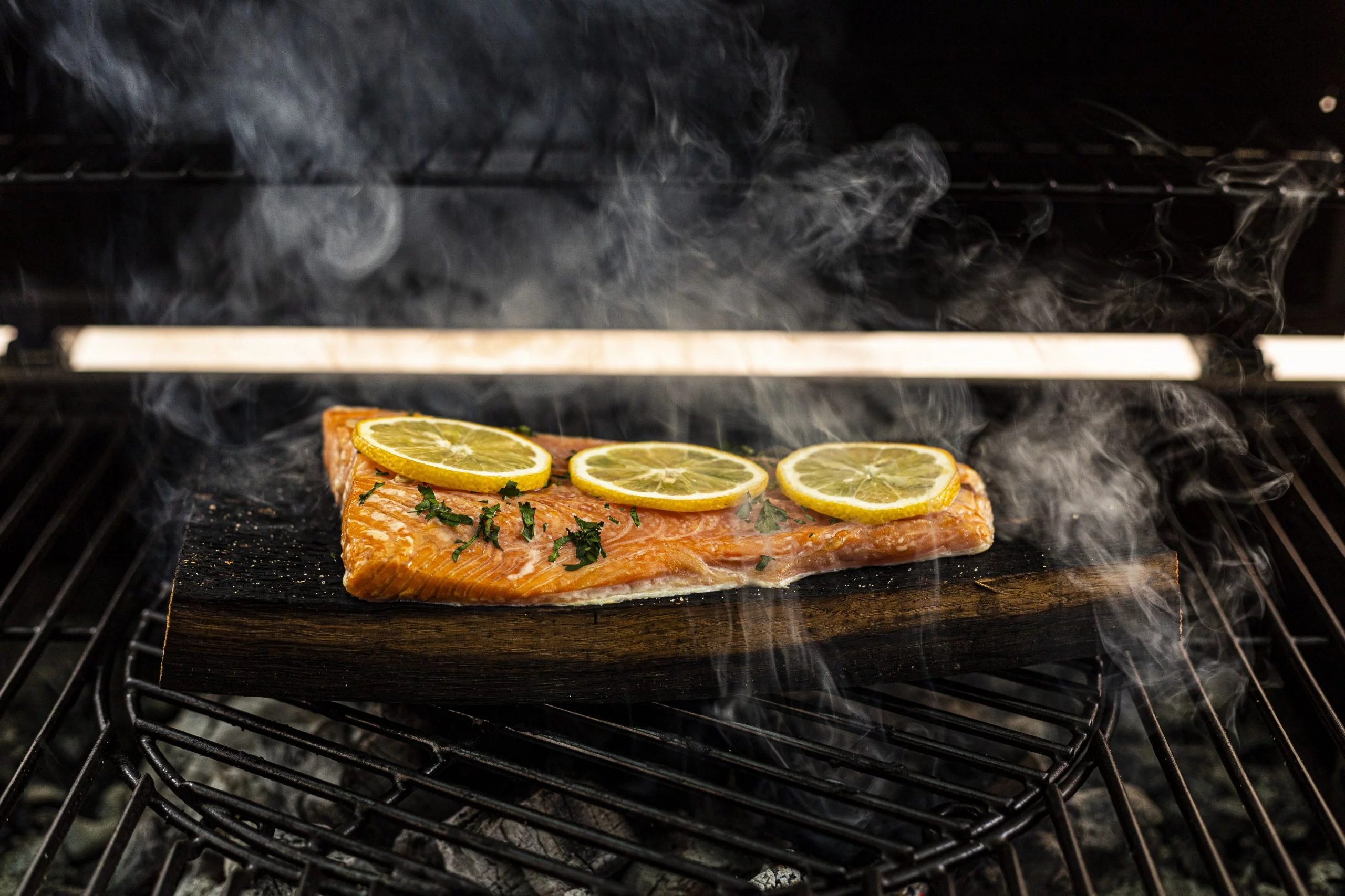 Scanduri din lemn de butoi pentru gratar - Plăci din lemn pentru grill COOK IN WOOD – set 3 bucăți, disponibile în 3 arome