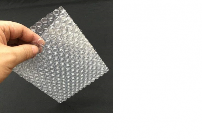 OFERTA ! 100 buc Punga folie cu bule , 350 x 350 + 50 mm cu clapeta sigilare permanenta, 3 straturi 120 gr/mp superprotectie [1]