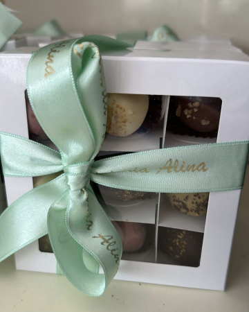 CUTII PENTRU MACARONS SI PRALINE - P5F- ALB