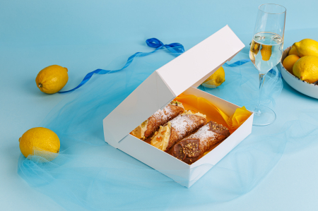 CUTII MINIPRAJITURI, MACARONS, CANNOLI, 20X20X5, COD D4- ALB, SET 5 BUC [8]