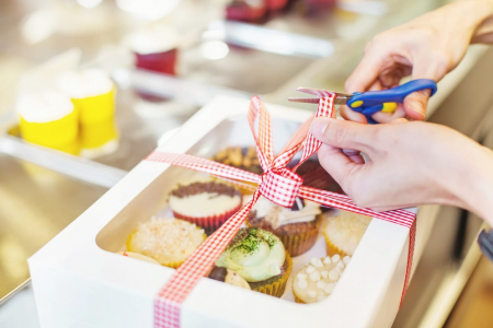 SMART-BOX: CUTII INALTE PENTRU PRAJITURI, CU TAVITA INCLUSA - Smart-box 30x20x11 cm