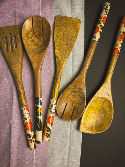 Set 5 ustensile din lemn de mango Joyful [4]