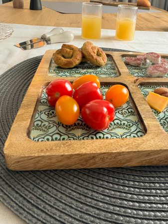 Platou din lemn de mango cu 4 compartimente Emerald [3]