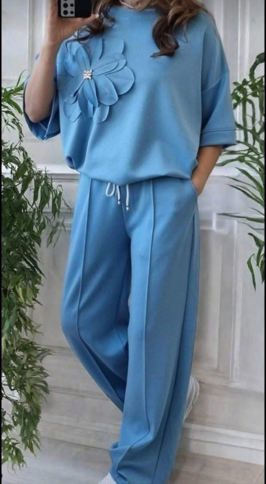 Compleu dama vascoza cu floare 3D si pantaloni largi – marime universala [2]