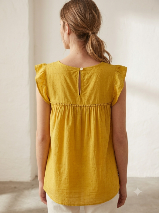 Bluza cu broderie galbena, maneci cu volane si textura delicata [2]