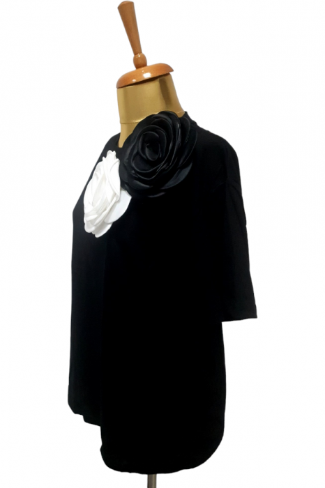 Bluza dama ornata cu 2 trandafiri - Flower - negru [3]