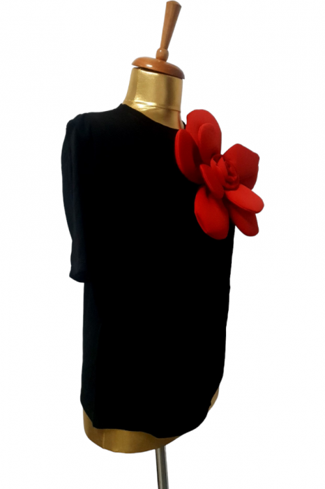 Bluza dama ornata cu trandafir rosu - Flower - negru [3]
