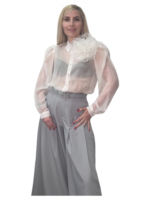 Bluza dama ornata cu floare pe umar și strasuri - Dianne - alb [5]