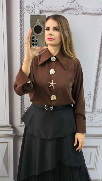 Bluza Eleganta cu Nasturi Statement - Alb Negru Maro Bej Rosu [2]