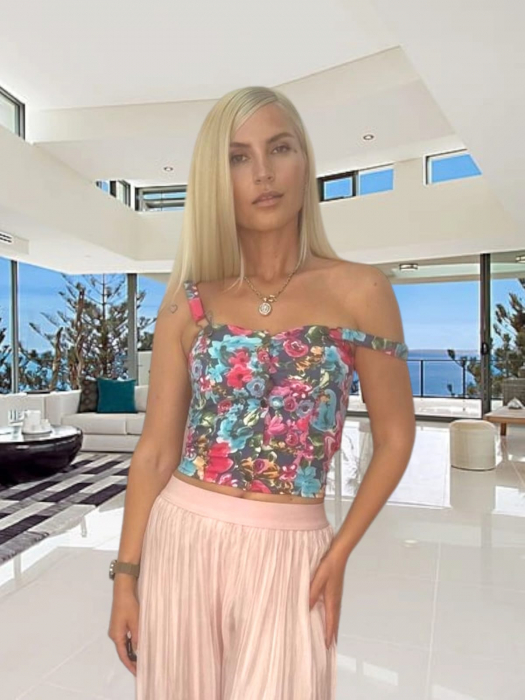 Top dama cu flori colorate, umeri goi si bretele [3]
