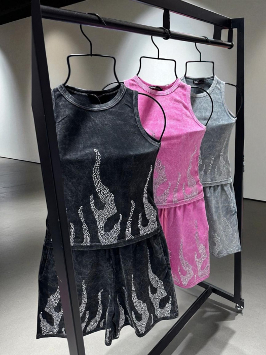 Compleu Dama Cu Pietre Decorative, Tricou Fara Maneci Si Pantaloni Scurti, 3 Culori, Marimi S M L [1]