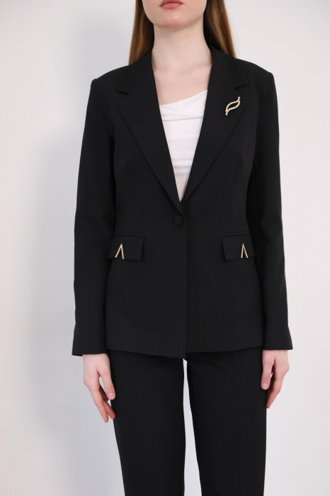 Compleu dama office elegant cu sacou cu detalii aurii si pantaloni conici - Perfect pentru birou si ocazii speciale [2]