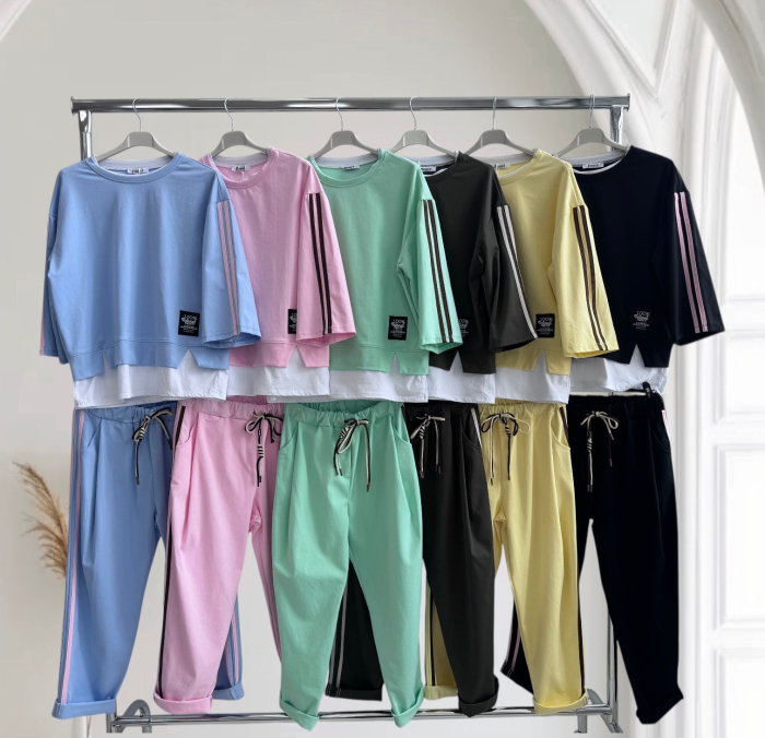 Compleu Dama Sport Hanorac Crop si Pantaloni - Negru S-L [11]