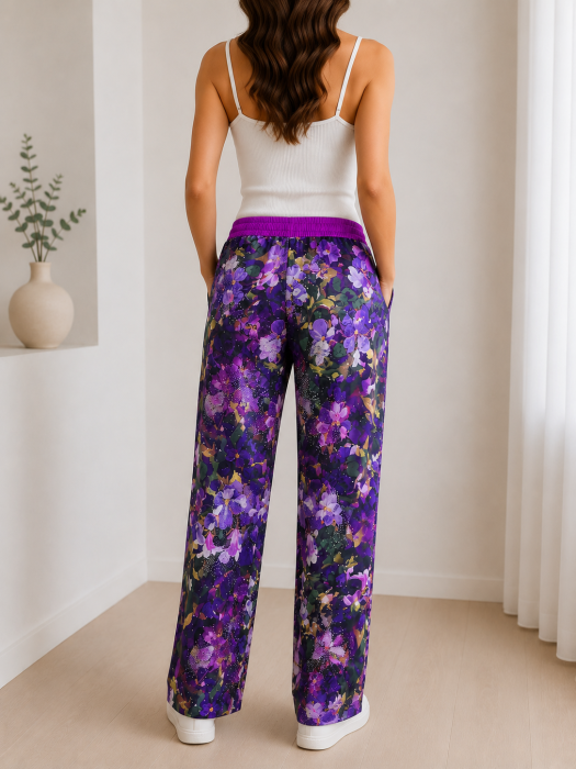 Pantaloni dama cu imprimeu floral mov, croi lejer si talie cu snur si strasuri [2]