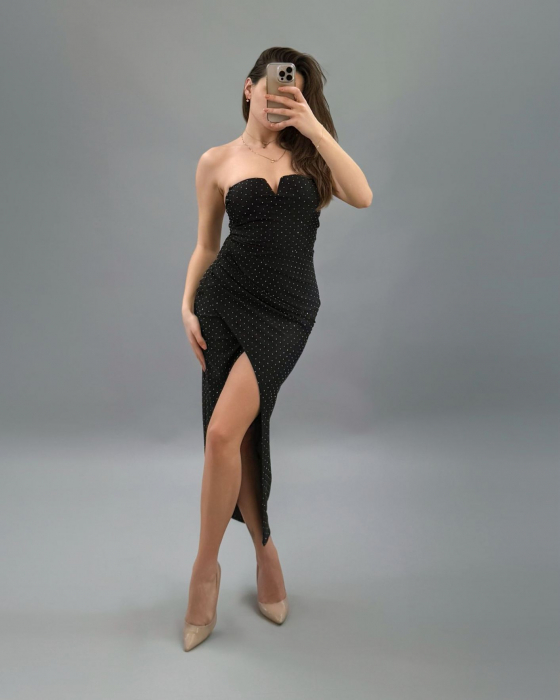 Rochie creion satinata cu bretele subtiri si strasuri – croi mulat, cupe buretate, slit frontal, marime universala [1]