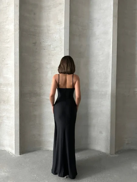 Rochie lunga eleganta cu bretele si strasuri – Stralucire si rafinament - MERT [5]