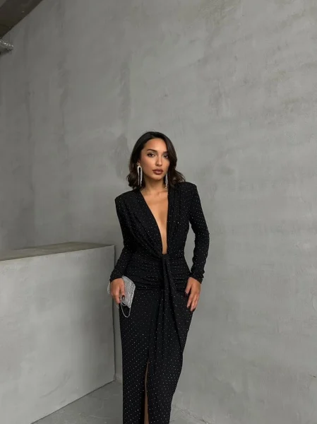 Rochie neagra maxi din jerseu cu strasuri cu fronseuri si decolteu adanc - Hannah - maneca lunga [4]