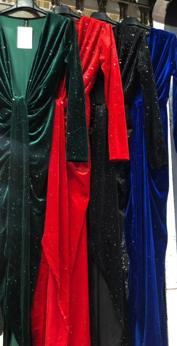 Rochie neagra maxi din catifea cu insertii fronseuri si decolteu adanc - Hannah - maneca lunga [3]