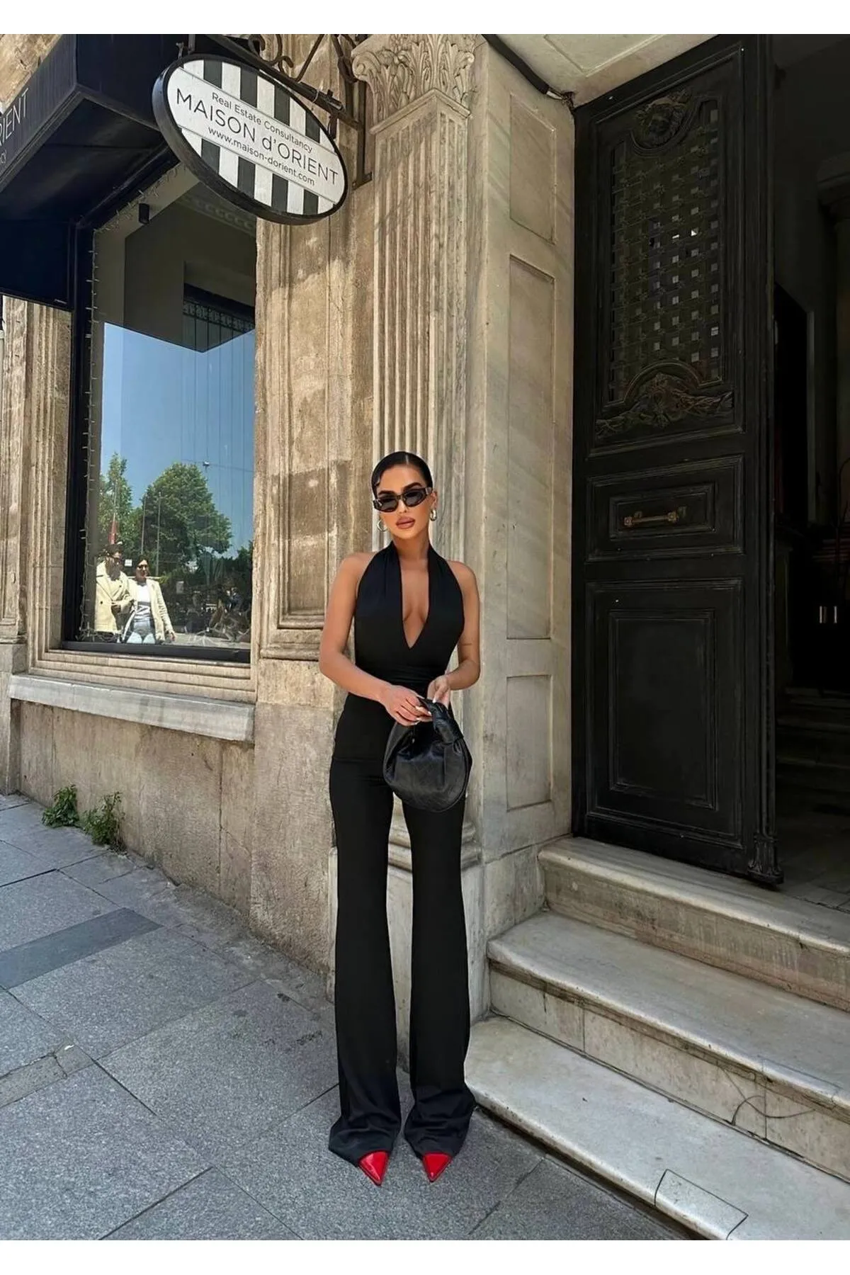 Salopeta spaniola cu bretea in jurul gatului – Eleganta si confort din lycra elastica - MERT [4]