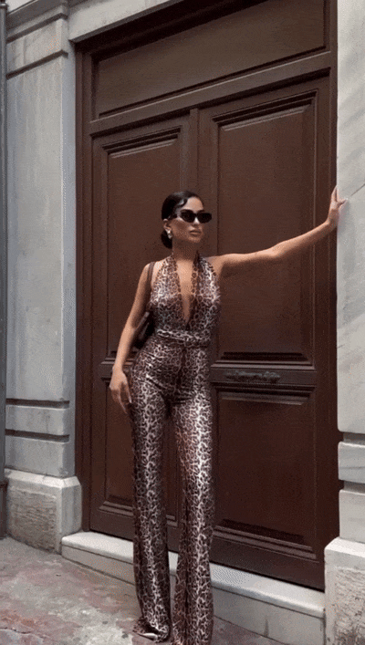 Salopeta spaniola cu bretea in jurul gatului – Eleganta si confort din lycra elastica - MERT - Animal Print [2]