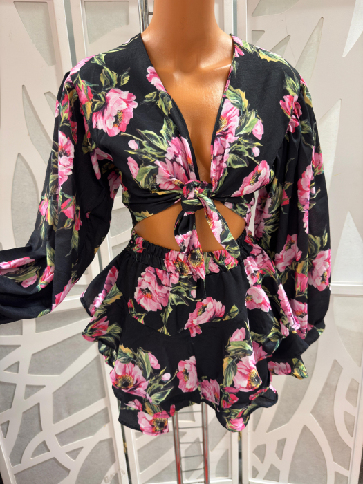 Set dama top cropped cu maneci bufante si fusta-pantalon, imprimeuri variate [1]