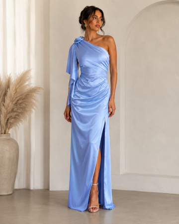 Rochii Dama - Rochie lunga eleganta pe un umar din poliester satinat cu drapaj si slit