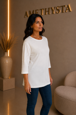 Bluze Dama - Bluza alba cu maneci  trei  sferturi  si detalii perforate