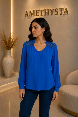 Bluze Dama - Bluza albastra eleganta cu dantela la umeri si decolteu in V