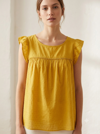 Bluze Dama - Bluza cu broderie galbena, maneci cu volane si textura delicata