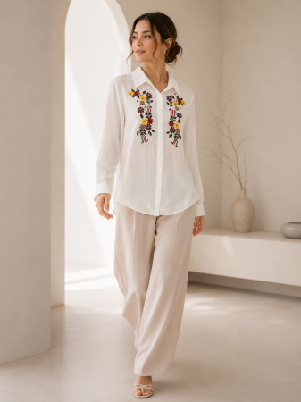 Bluze Dama - Camasa dama alba cu broderie florala si croi lejer din viscoza si bumbac