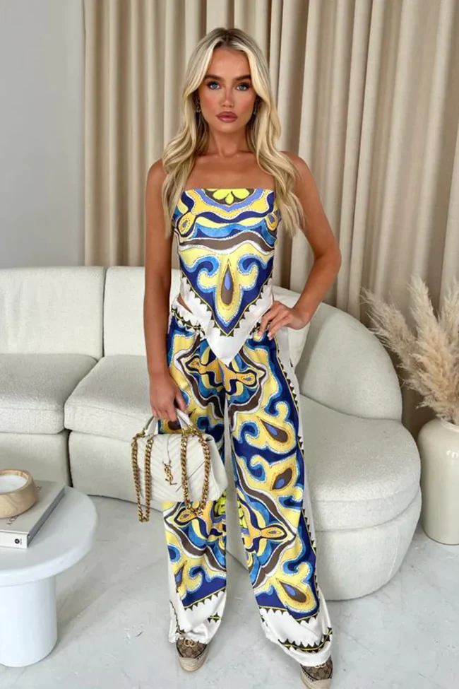 Compleu Dama Top si Pantaloni Satin cu imprimeuri diverse Compleuri Dama - Compleu Dama Top si Pantaloni Satin cu imprimeuri diverse