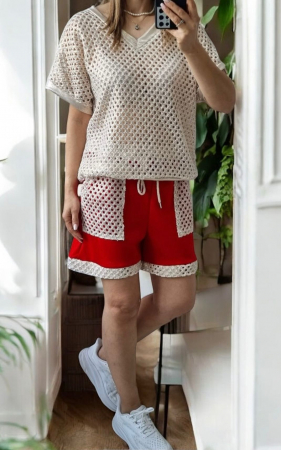 Compleu Dama Plasa Oversized – Set Pantaloni Scurti si Tricou cu Gaurele [2]