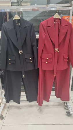 Compleu dama rosu elegant din stofa vascoza cu elastan, marimi 36-42 [2]