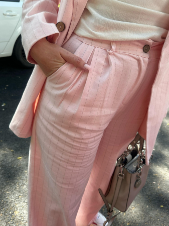 Compleu elegant cu blazer si pantaloni evazati – accesoriu brosa inclusa, bumbac si vascoza, Italia [3]