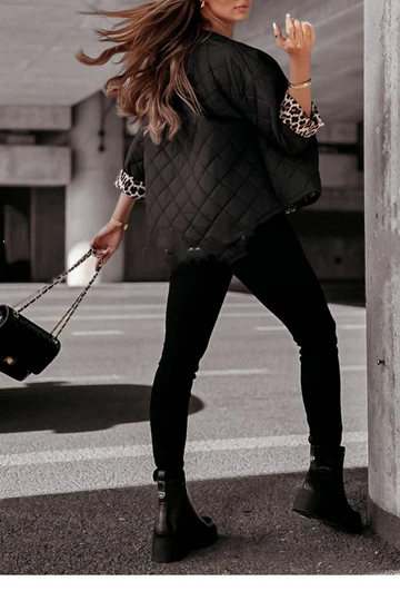 Jacheta Dama Matlasata cu Brosa si Captuseala Animal Print [5]