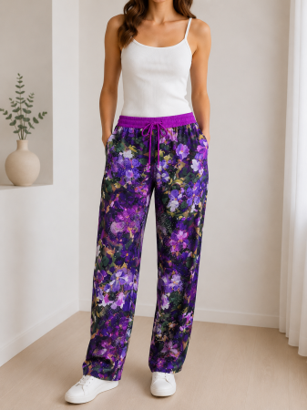 Pantaloni Dama - Pantaloni dama cu imprimeu floral mov, croi lejer si talie cu snur si strasuri